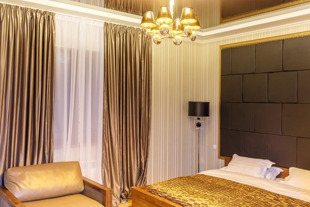Astor Hotel & Spa Bishkek Room photo